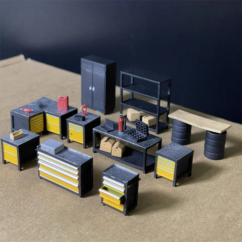 

1:64 Garage Scene Accessory A Set of Table Auto Repair Tools Collection Model Car Mechanic Repair Workshop Scenes DIY Miniture