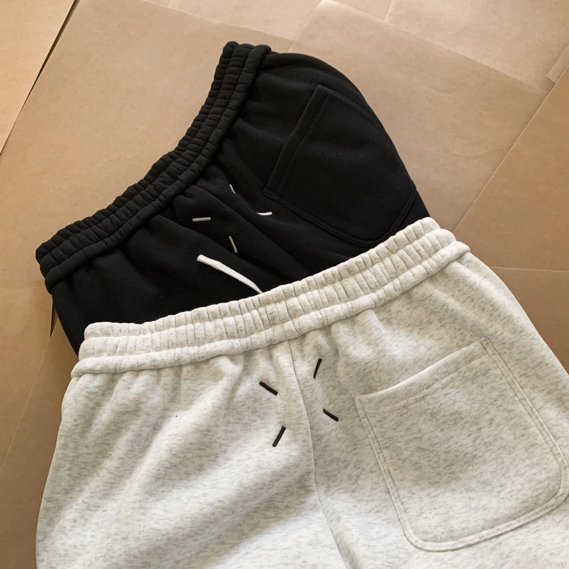 American Four-corner Embroidered Horse-drawn Scimitar Sweatpants Wide-leg Loose Solid Color Versatile Sweatpants