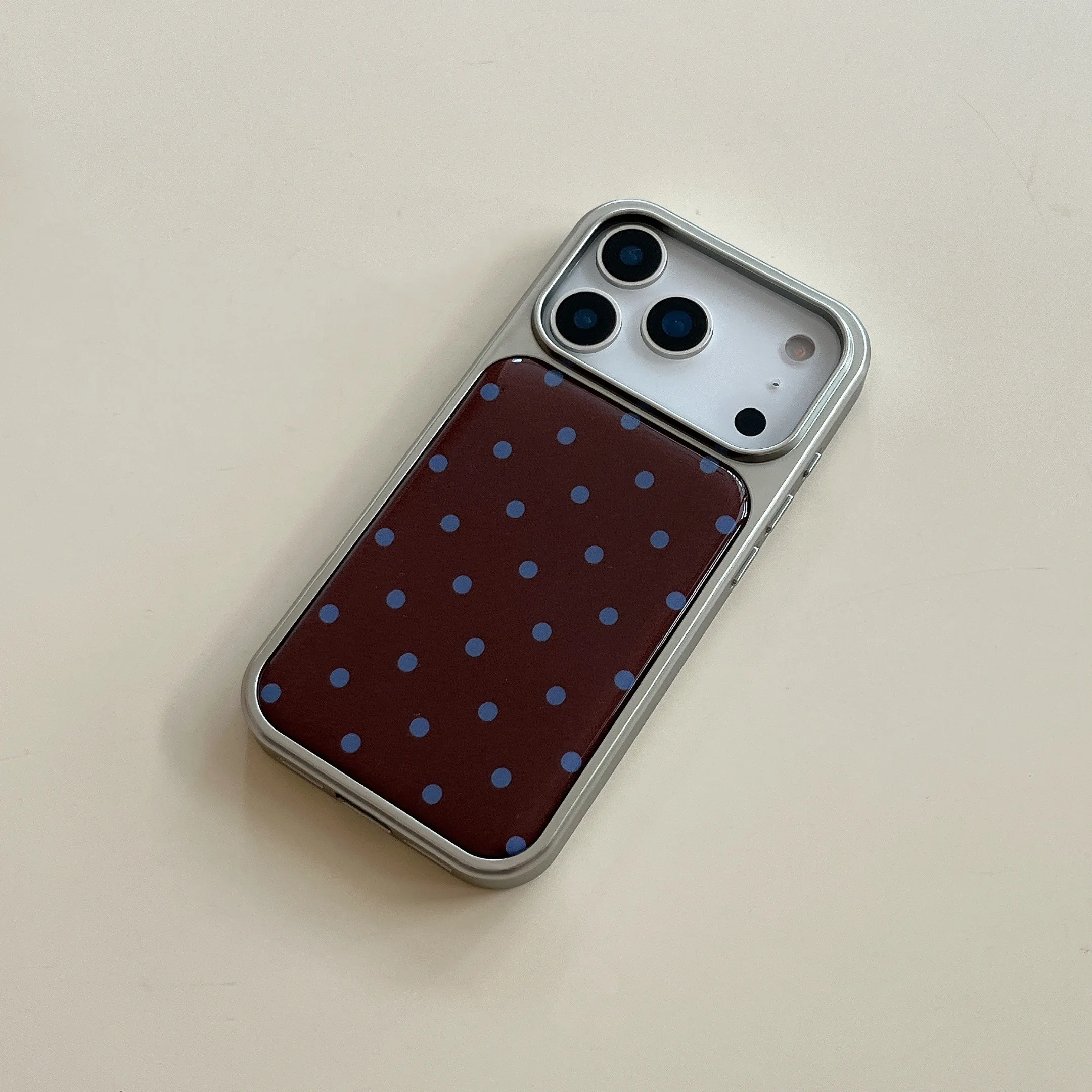 레트로 물방울 무늬 갈색 & 파란색 빈티지 감성 아이폰 17 16 15 14 11 12 13 프로 맥스 플러스 백 커버