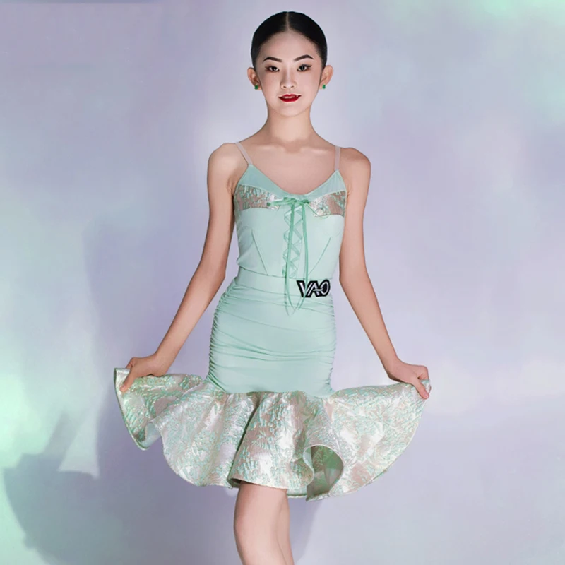 

Платье для латинских танцев для девочек, зеленое, новинка 2025, одежда для латинских выступлений, платье-комбинация, юбка для танцев, сальса, румба, самба, сценическая одежда AMY1520