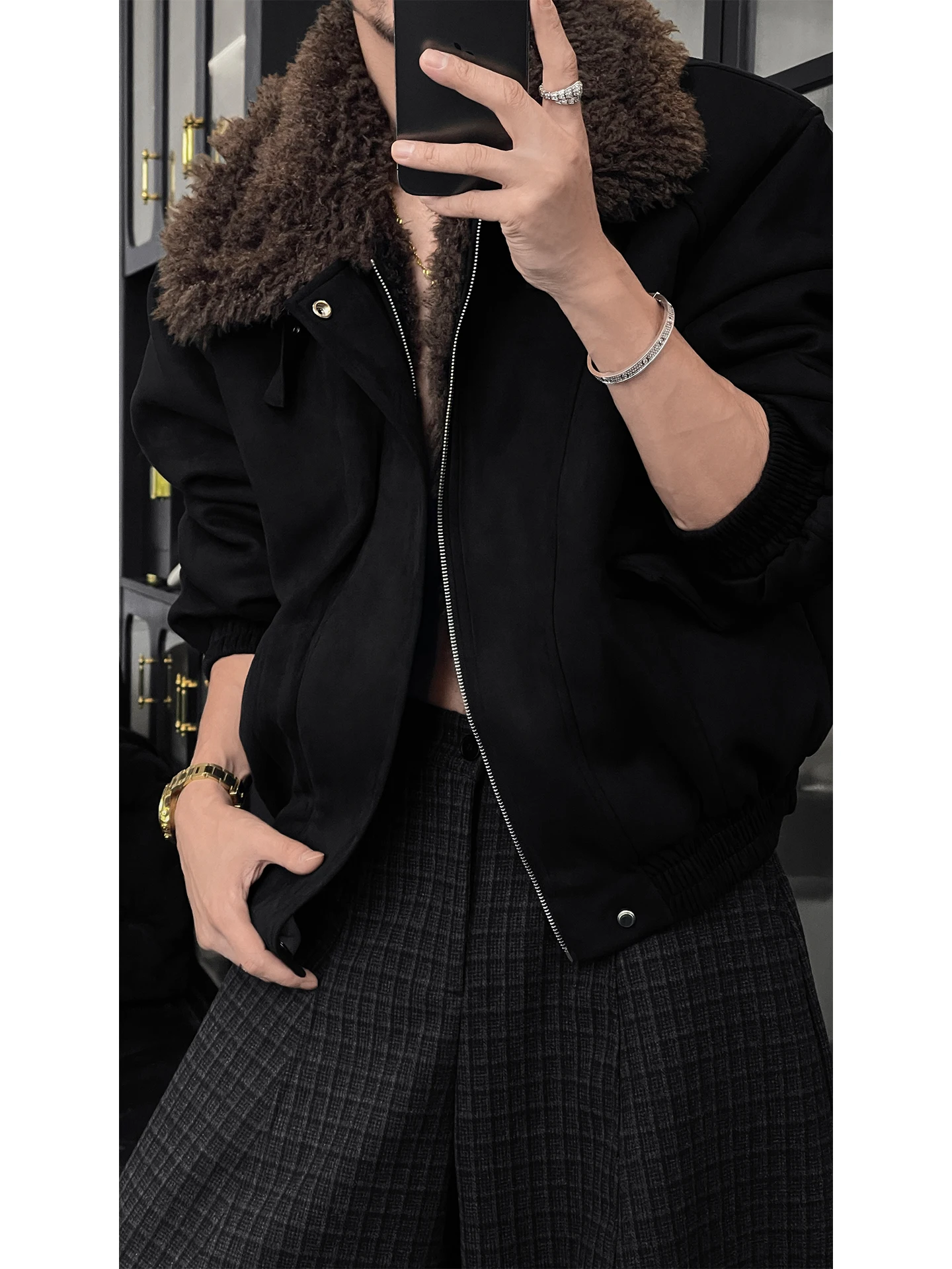 سترة رجالية جديدة لخريف وشتاء 2025 راقية على الطراز الأمريكي بتصميم كلاسيكي وياقة من الفرو الصناعي وسترات بسحاب بلون سادة معاطف مريحة فضفاضة #3