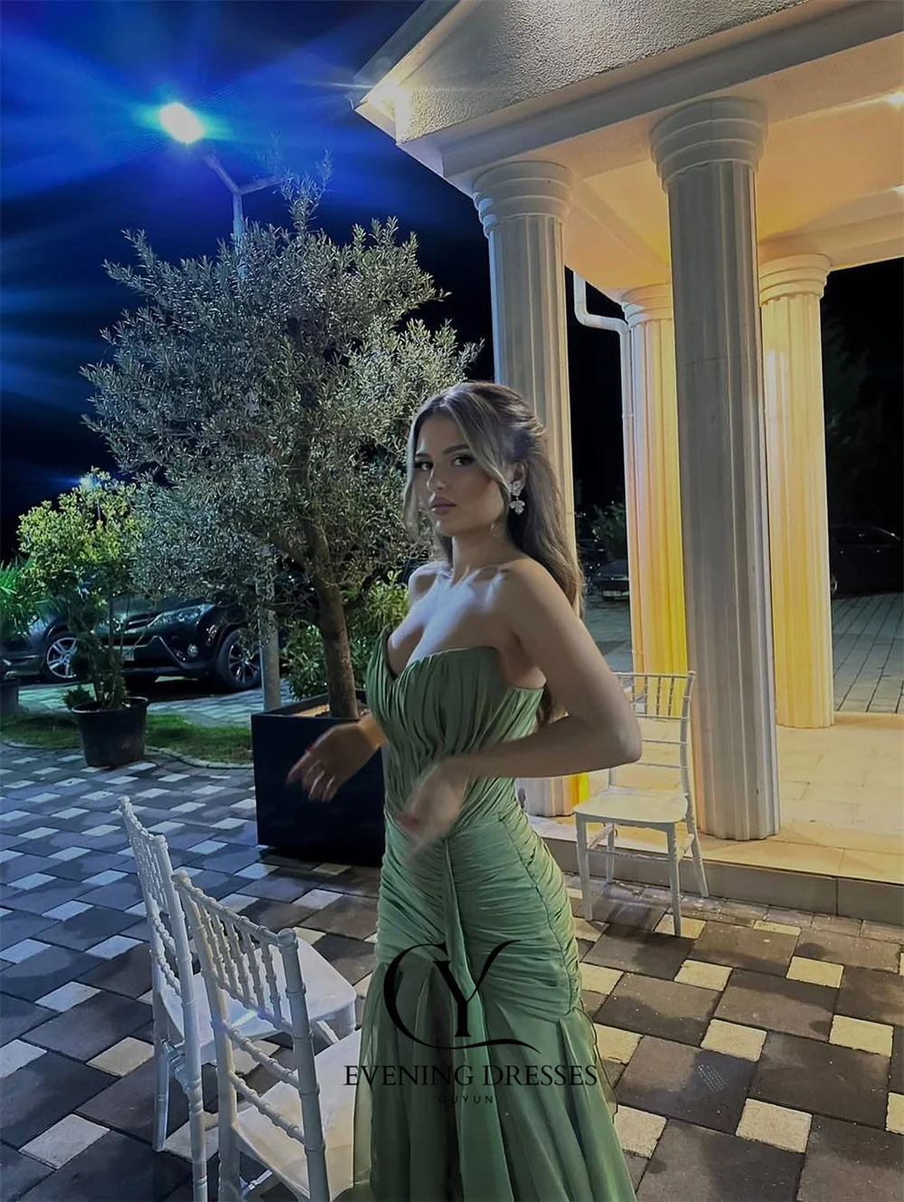 CUYUN Customize Olive Green Women Formal Evening Dresses A Line Pleated Strapless Chiffon Party Dress Banquet Long Prom Dress