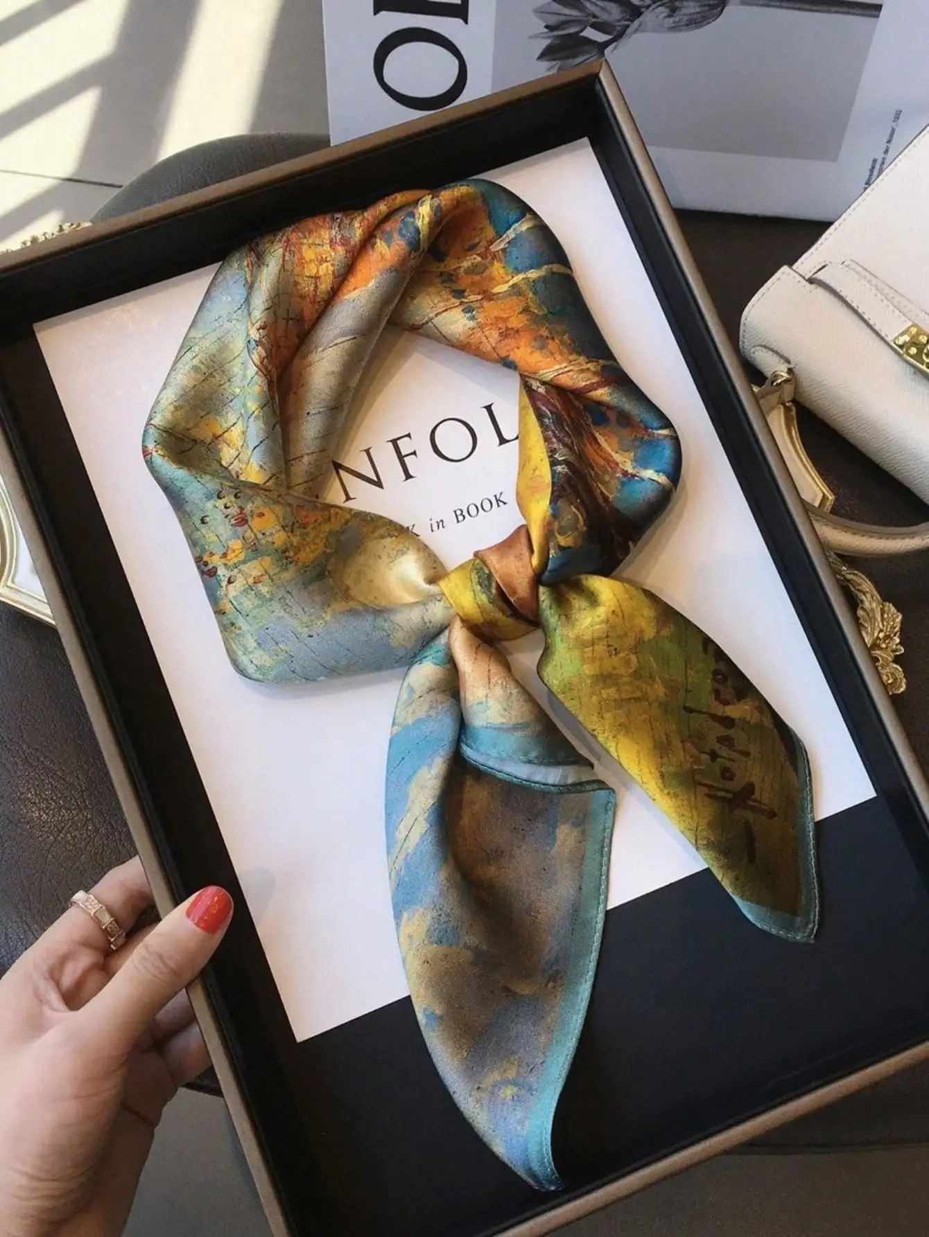

1pc silk touch headscarf for women's fashion square neckline satin scarf suitable for bags, hairbands, gifts ﻿