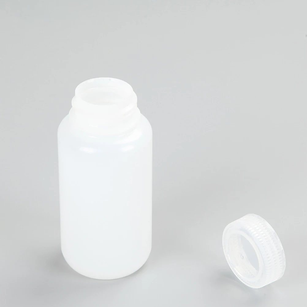 

2 pcs HDPE Empty Bottles Disinfection Water Holder Smooth Surface Leakproof Design Laboratory Bottle Plastic Container