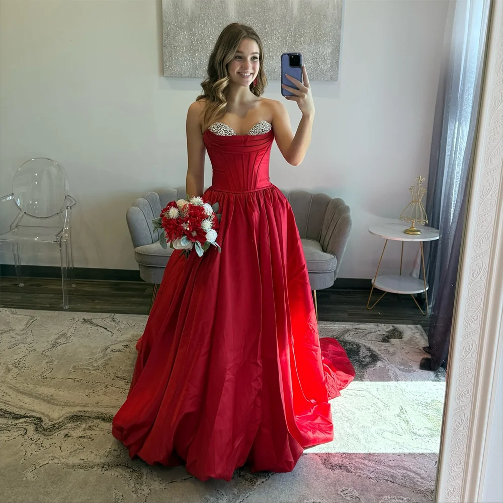 Cathy personalizado vermelho sem alças diamantes a linha vestido de baile simples sem mangas vestidos de noiva até o chão vestidos de noite 2025