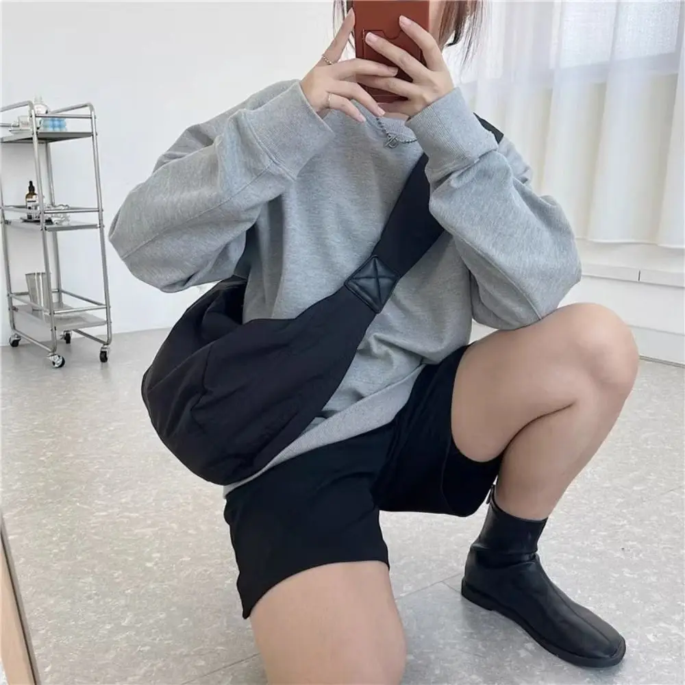 

Fashion Large Capacity Dumpling Bag Nylon Pleated Design Shoulder Bag Solid Color Lightweight Crossbody Bag Work Commute