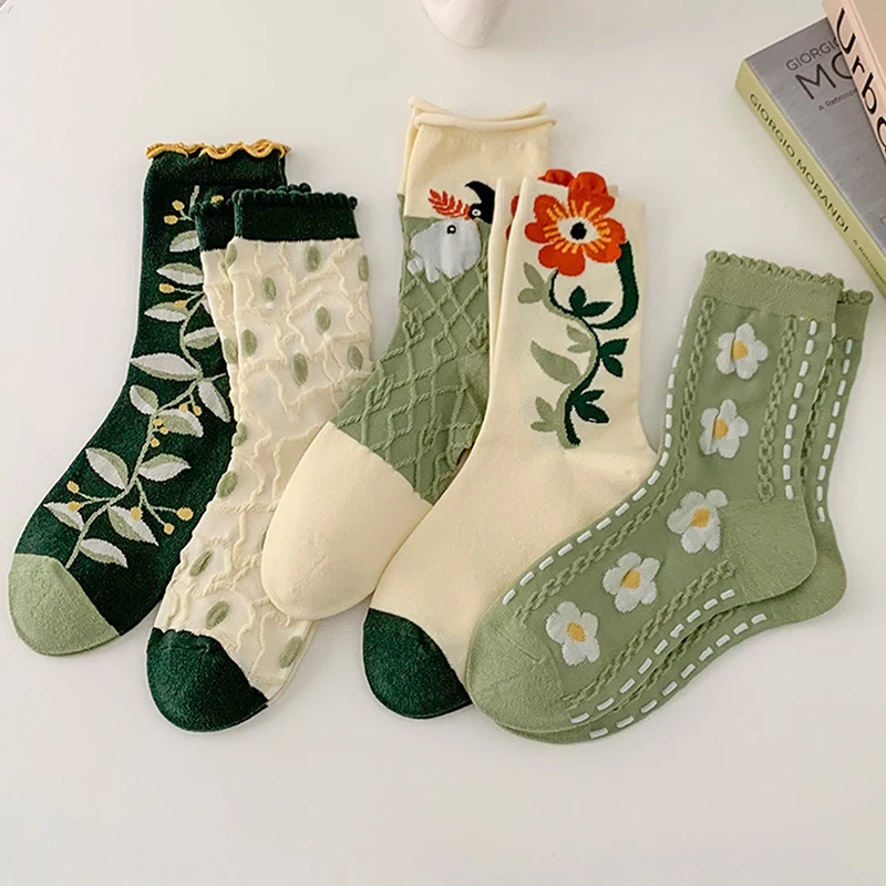 Women Socks Korean Japanese Style Cartoon Green Flower Harajuku Cute Kawaii Mid Tube Socks Breathable Casual Short Cotton Socks