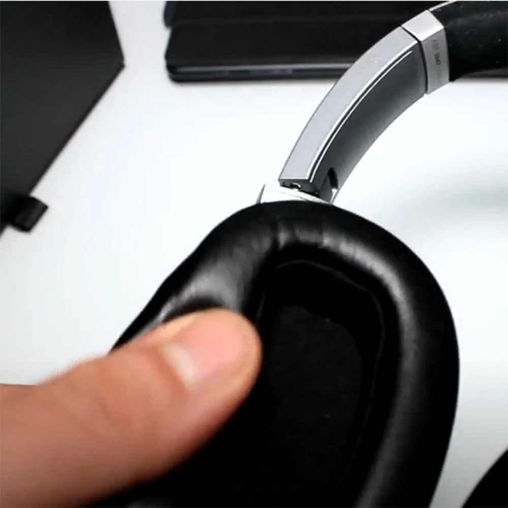 1 par de substituição almofadas de couro proteico almofadas de ouvido capa de almofada muffs peças de reparo para akg n700nc n700ncm2 fones de ouvido sobre a orelha