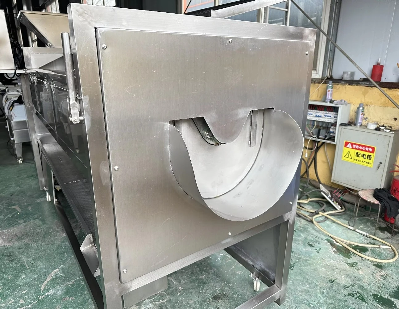 Continuous Potato Washing and Peeling Machine Industrial Machinery Carrot and Cassava Oyster and Shellfish Washing