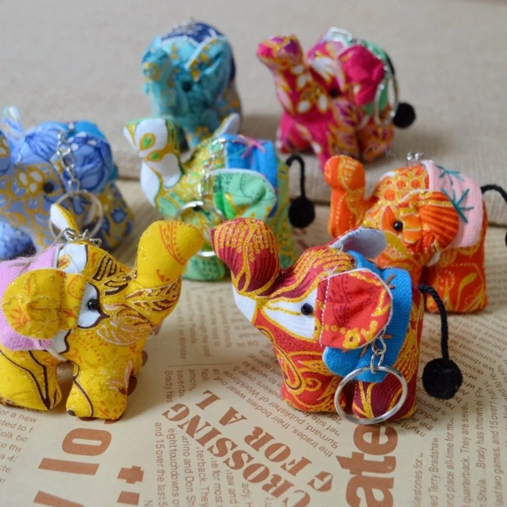 Thai Fabric Elephant Keychain Handmade DIY Ganesha Keychain Random Color Cartoon Bag Pendant Charms Cultural Souvenir