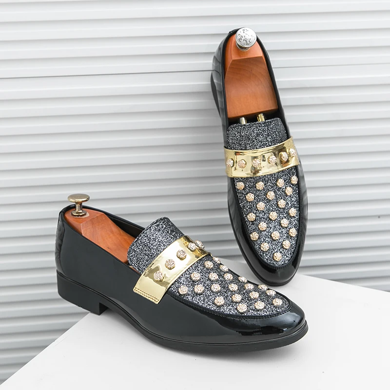 Men Classic Loafers PU One Foot Casual Fashionable Bean Shoes High-end Pointed Leather Shoes From Europe America Sizes 38-47
