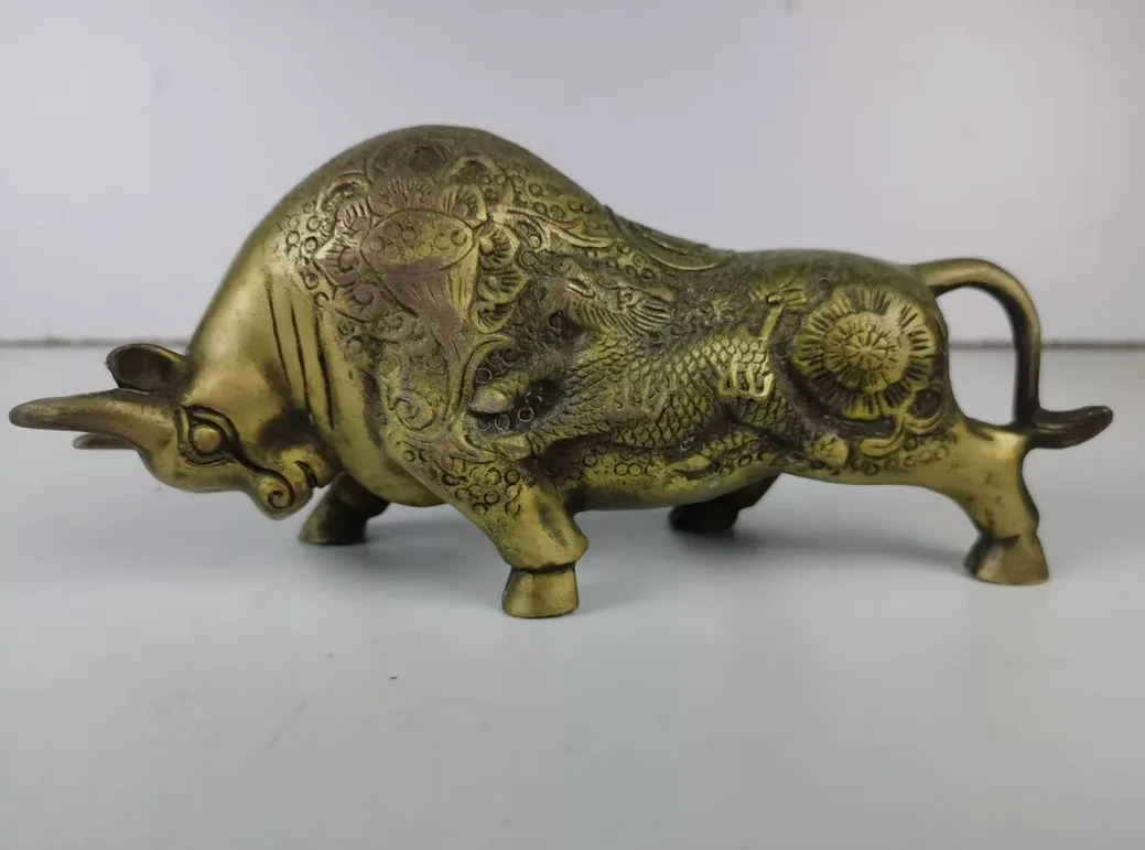 Chinese old copper, Wangcai Bull Brass Statue