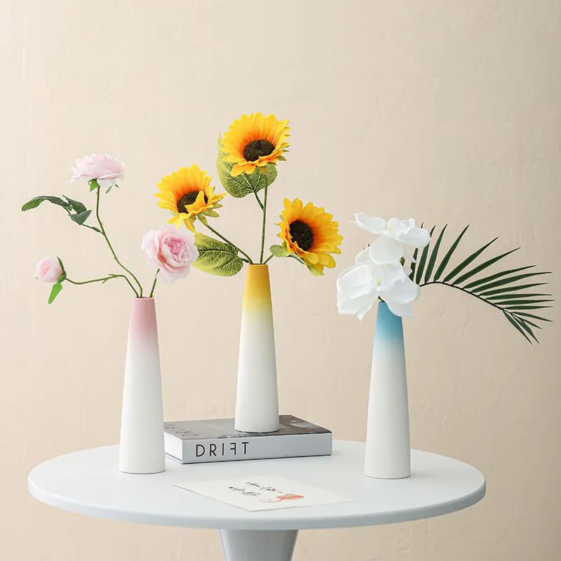 Nordic Style Ceramic Vase Modern Decorative Vase for Dried Flowers Pampas Grass Home Office Table Centerpiece Decoration Gift