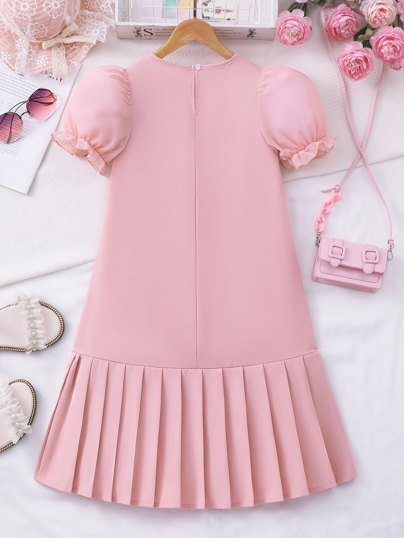 Spring And Summer Women's And Children's Casual Cute, Fresh And Elegant Round Neck Lantern Sleeves Bow Solid Color Dress