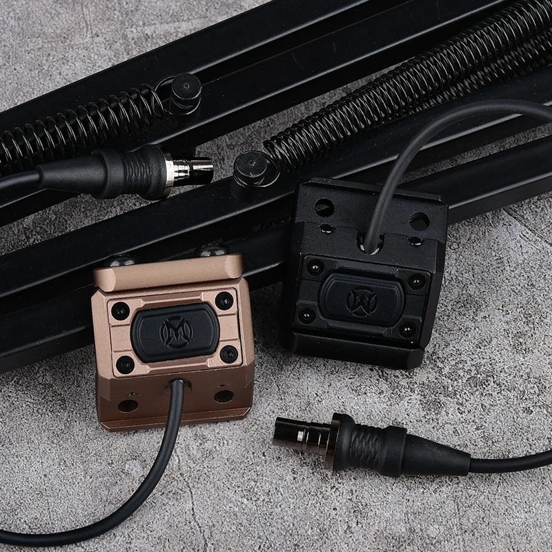 Metal CNC Pressure Remote Switch Picatinny Rail Mount SF/2.5/3.5 Plug M300 M600 Flashlight Accessories Side Offset Fit