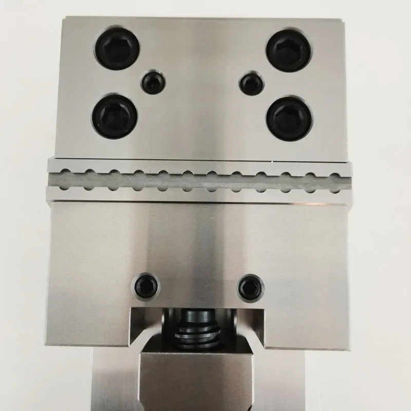 Machine  Vice Parts Types Flat Jaw Groove Jaw Serrated  Waved  Step Different  Vise Jaw Plate