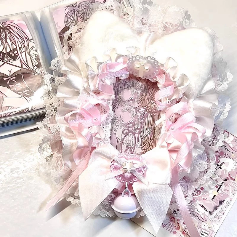 Handmade photo card holder with lace trim, plush ear decor, multi‑layer satin bows and bell ornament, clear PVC for 3‑inch collectible photocards, protective display case for hobby card collection