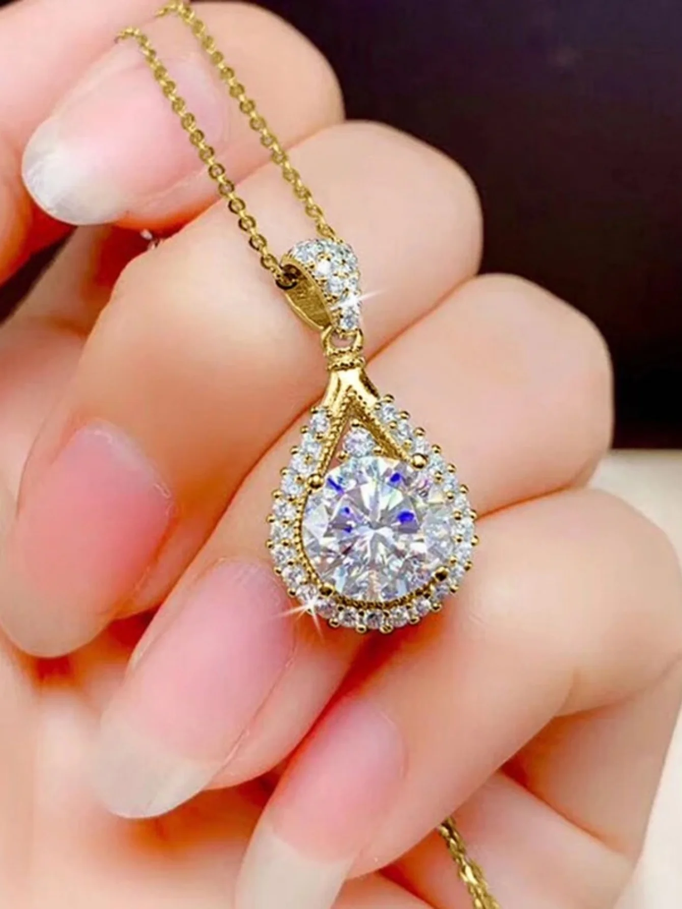3 Carat Women's Sparkling Water Drop Full Diamond Necklace Exquisite Jewelry Large Carat Silver Plated Zircon Choker Necklace