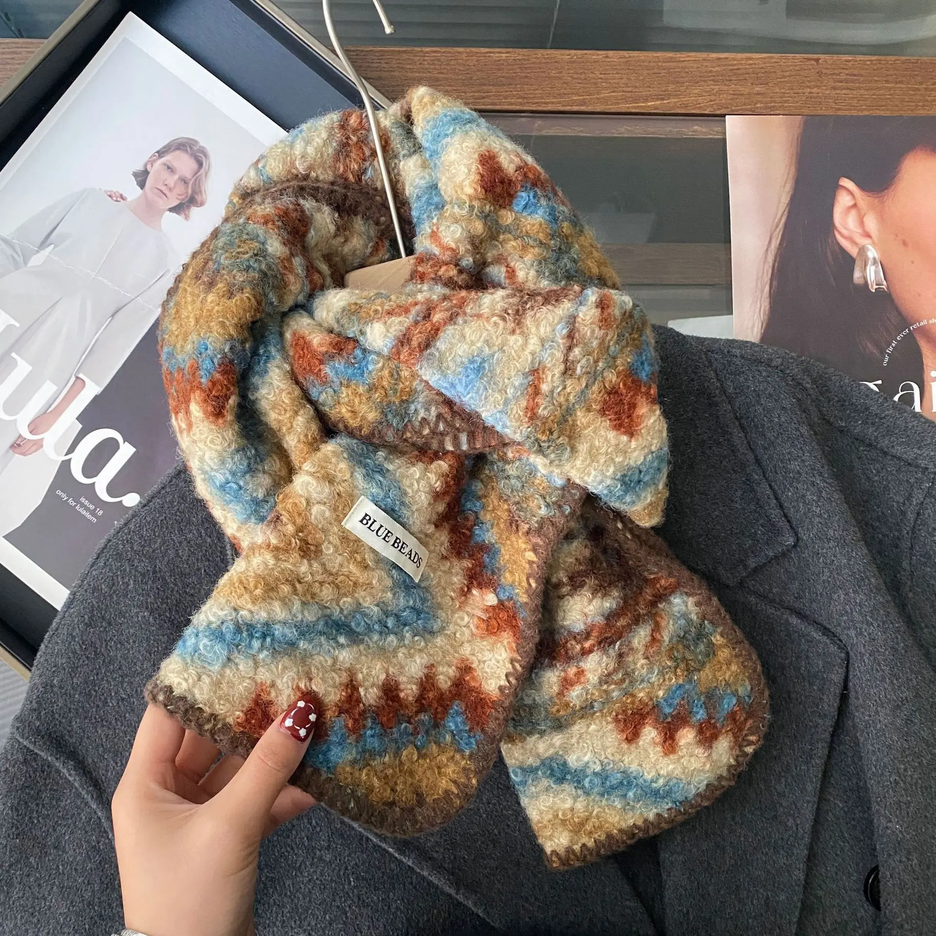 

Soft Reversible Fair Isle Scarf Double-Sided Plush Faux Wool Snood Neck Warmer For Women Extra Warm & Stylish Winter Accessory