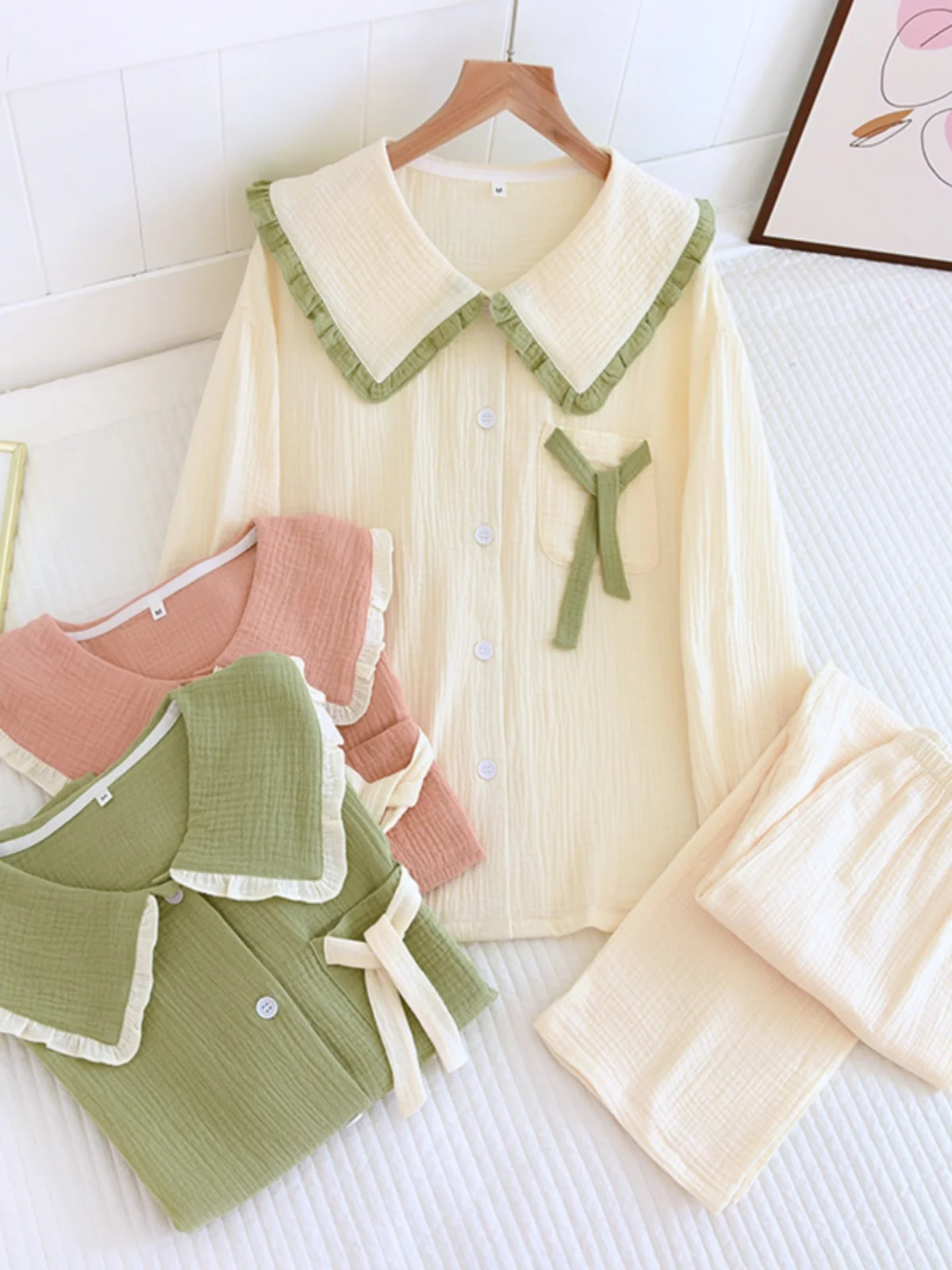 Loose Fit Long Sleeve Lapel Pajama Set Comfortable V-Neck Nightgown for Casual Wear Polyester Fabric Mid-Year Collection