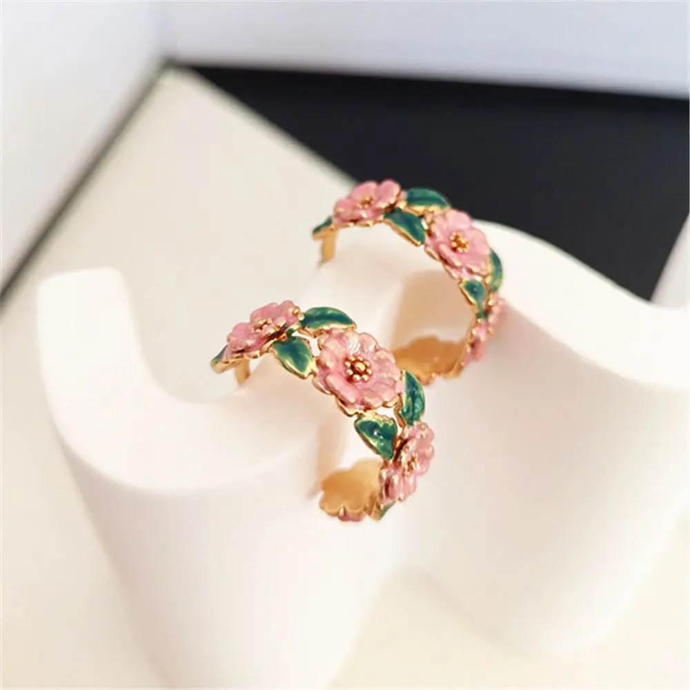 Rose Branch Flower C-shaped Drop Earring for Women Sweet Romantic French Glaze Temperament Creative Jewelry Accessory