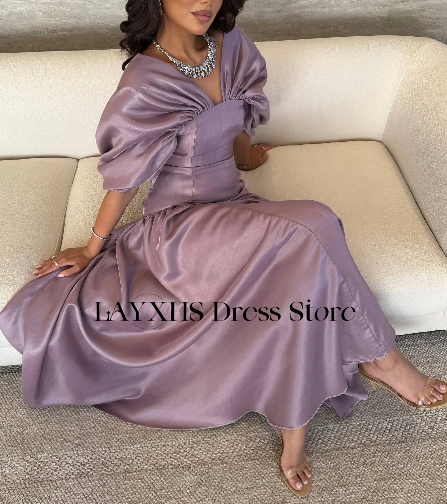 LAYXHS Hoge Kwaliteit V-hals Avondjurken A-lijn Backless Plooi Galajurken Quinceañera Jurken 2025, Aangepast