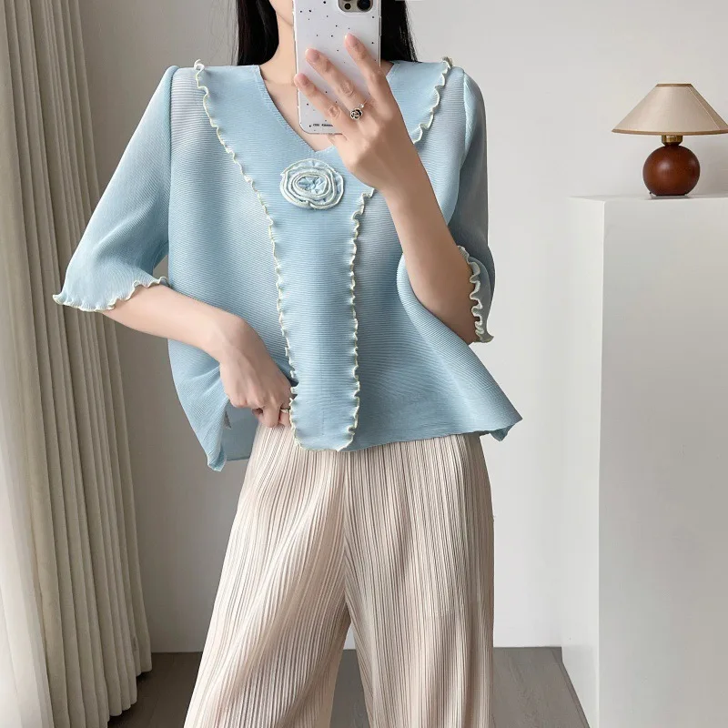 

Miyake Pleated T-Shirt Summer New Fashion Simple 3D Flower V-Neck Ruffled Loose Elegant Top Elastic Lightweight Women's Clothing
