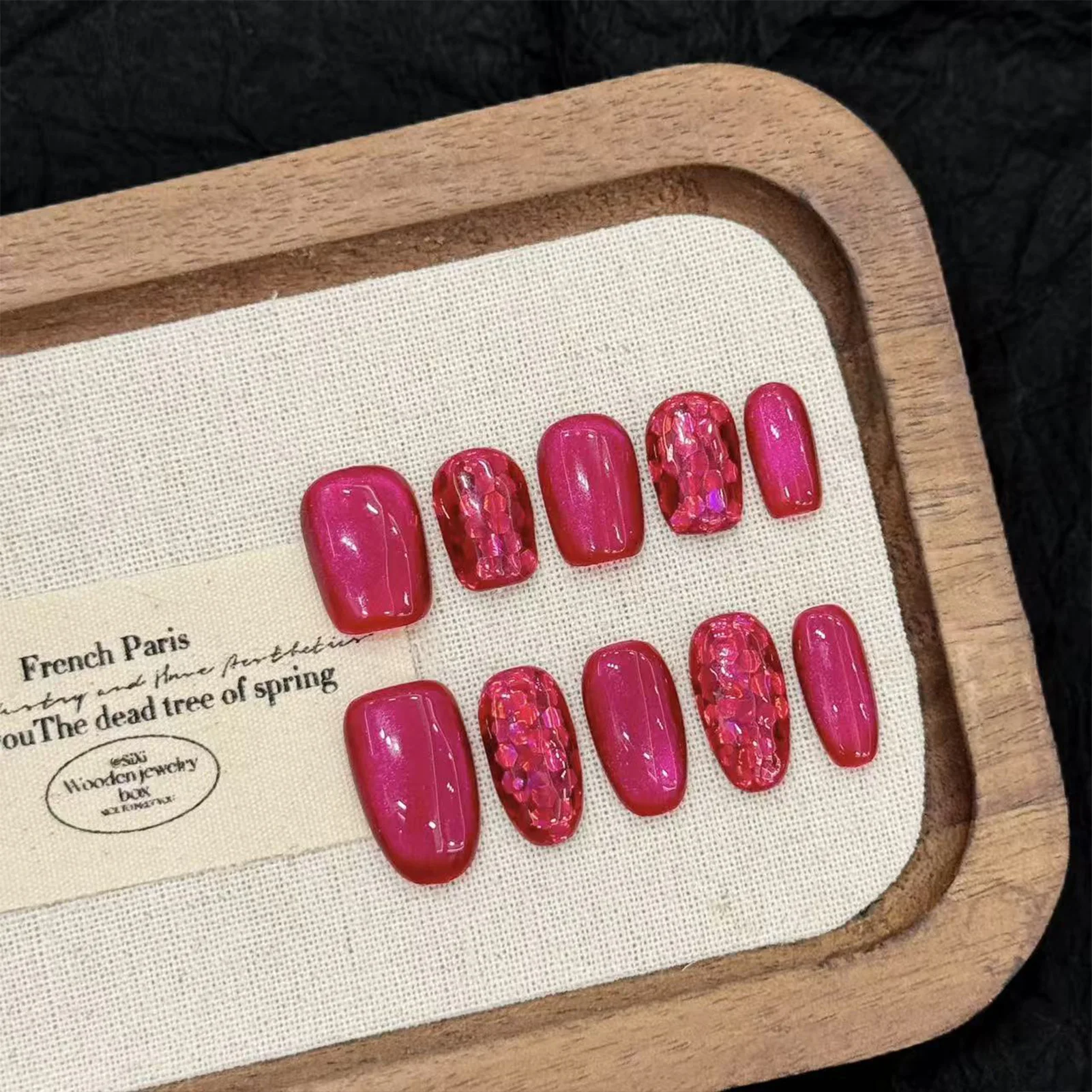 10pcs Handmade Press On Nails Rose Red Flash Sequins Almond False Nails Wearable Glitter Pitaya Color Cat's Eye Fake Nails Tip