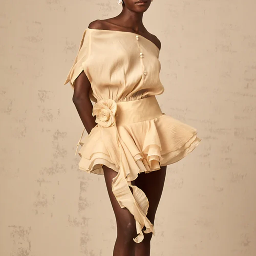 TWOTWINSTYLE Solide Lose Verstärktes Rüschen Mini Kleider für Frauen Slash Neck Ärmellose Patchwork 3D Blumen Kleid Weibliche Kleidung