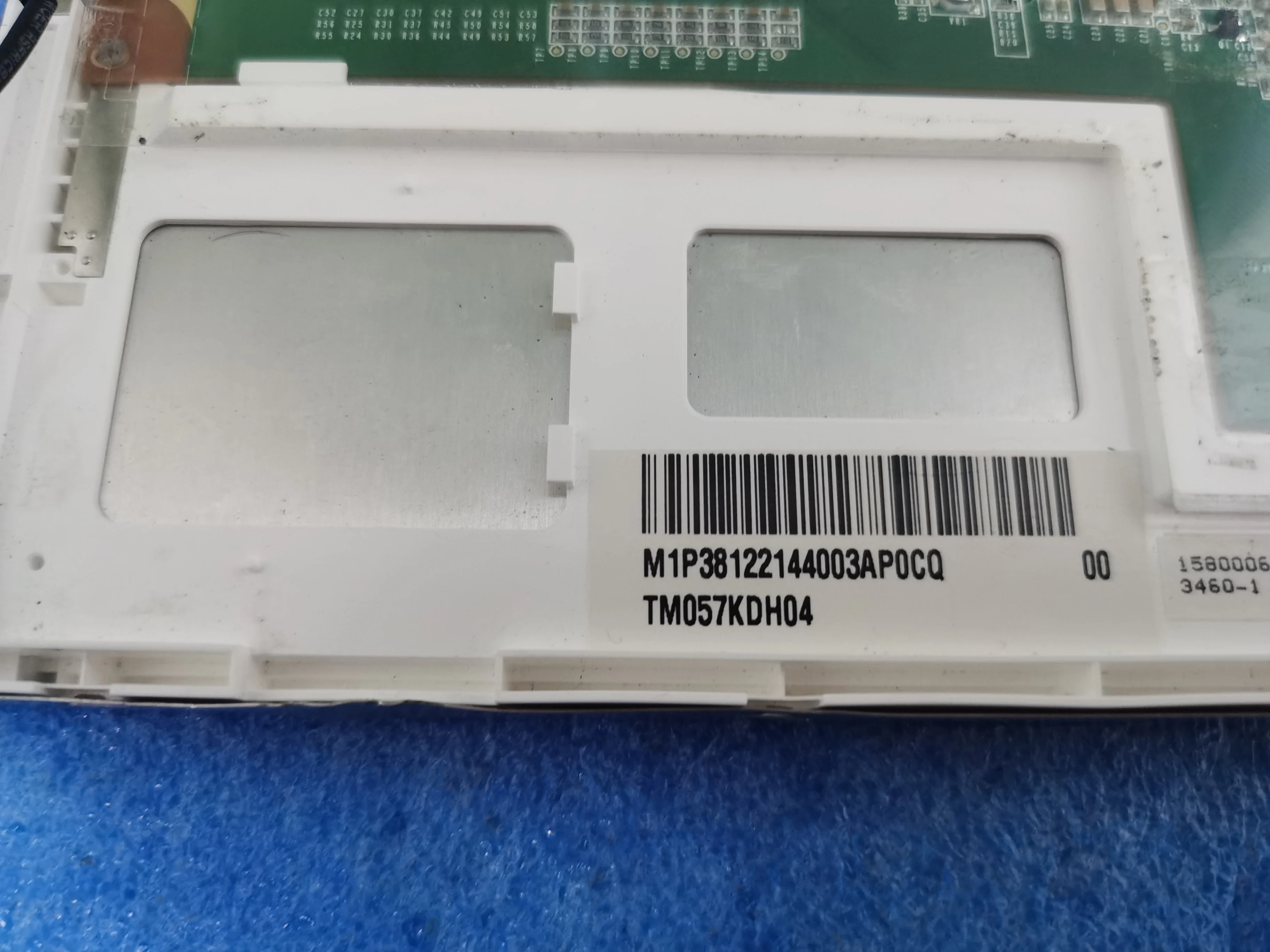 Schermo industriale originale da 5,7 pollici TM057KDH01, testato in stock TM057KDH02 TM057KDH03 TM057KDH04
