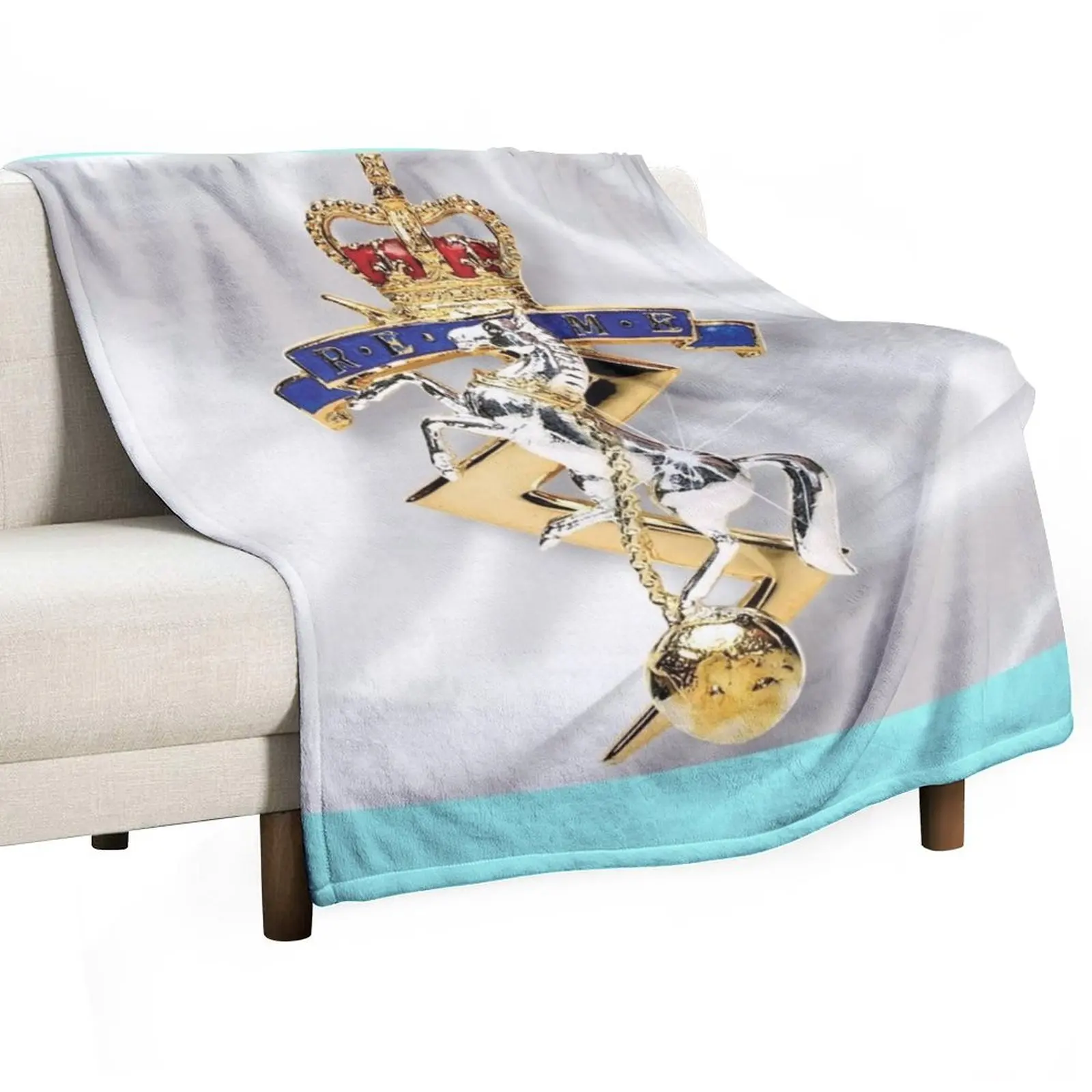 REME badge (ROYAL ELECTRICAL MECHANICAL ENGINEERS) Throw Blanket manga heavy to sleep Sofas Blankets