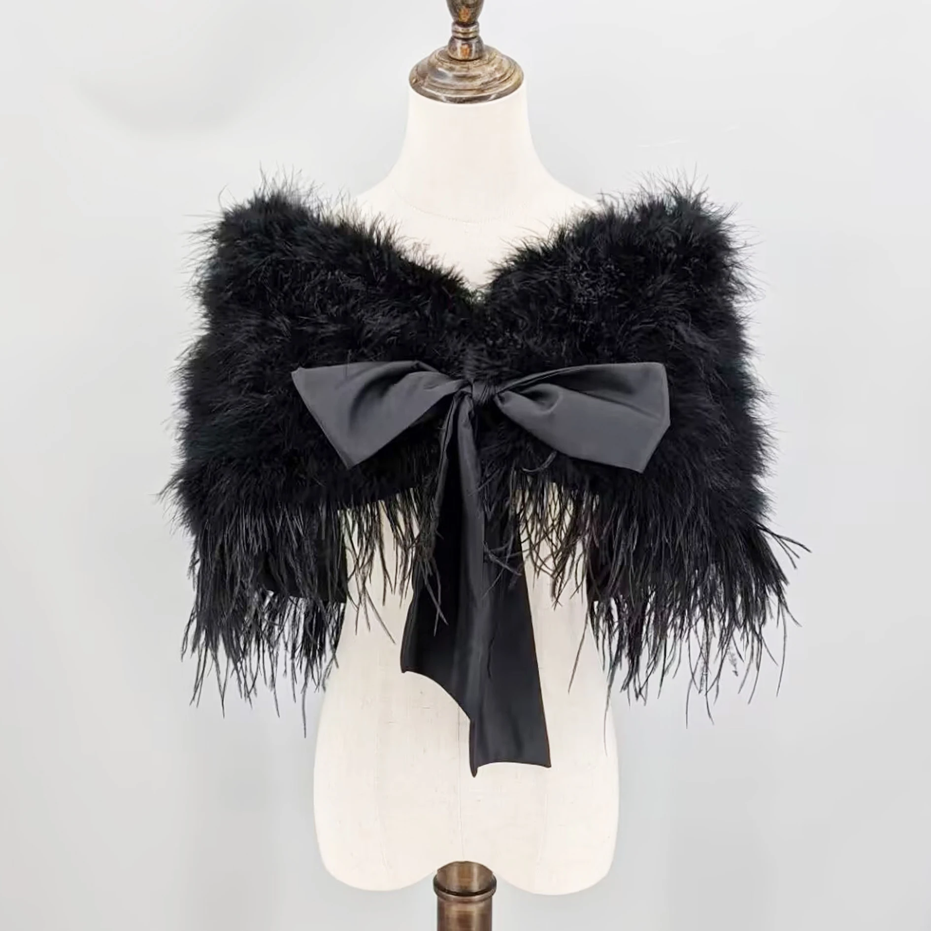 

Real Ostrich Feather Wedding Shawl Women Winter Fur Wrap Cape Scarf Fluffy Feather Bridal Party Stoles Bow Decorated Shrug 60301