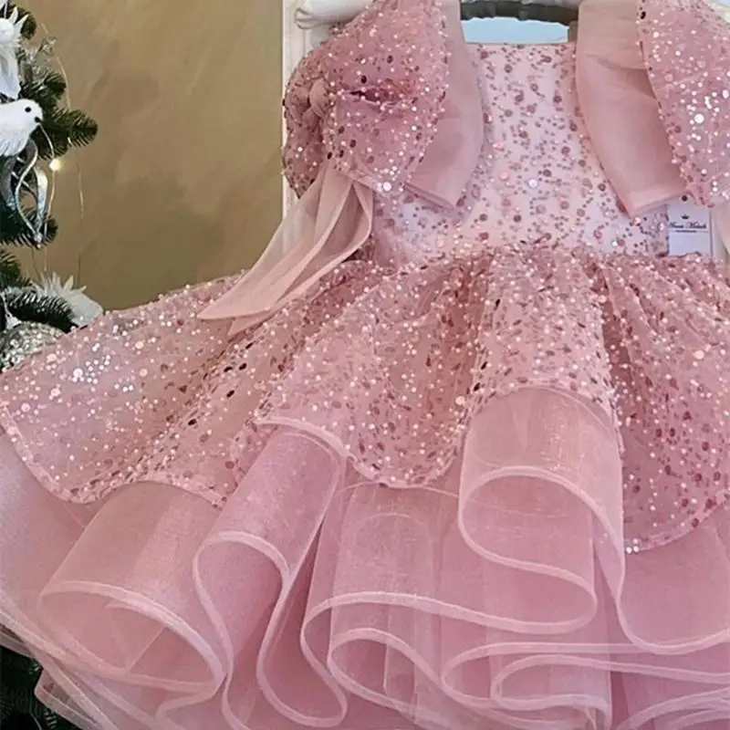 Vestido de princesa rosa doce com arco de lantejoulas para meninas, vestidos macios, roupas de batismo recém-nascidas, pescoço quadrado, fofo, novo, 2024