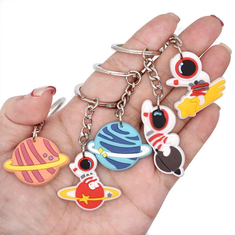 1PCS PVC UFO Keychain Univers UFO Spacecraft Star Astronauts Key Rings Univers Key Holders Fit Adult Car Keys Gift Trinkets