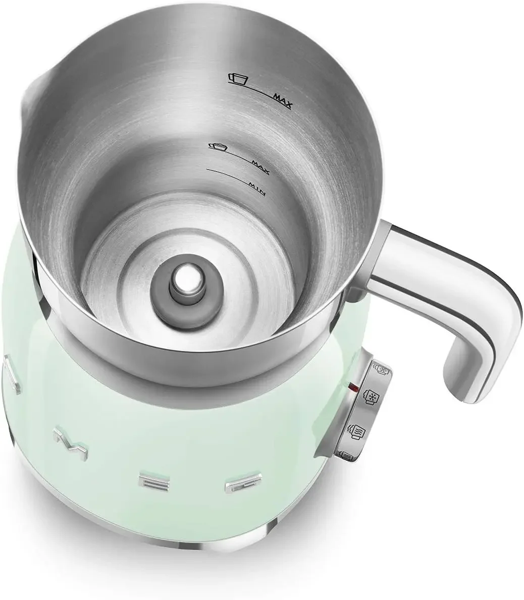 رغوة الحليب (الخضراء الباستيل)