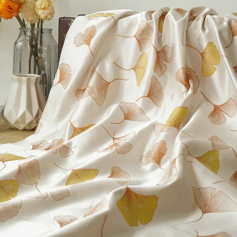 

Жаккардовая парчовая ткань с листьями гинкго, окрашенная пряжа для мягких весенне-осенних платьев для выступлений, женская одежда, ткань для шитья своими руками