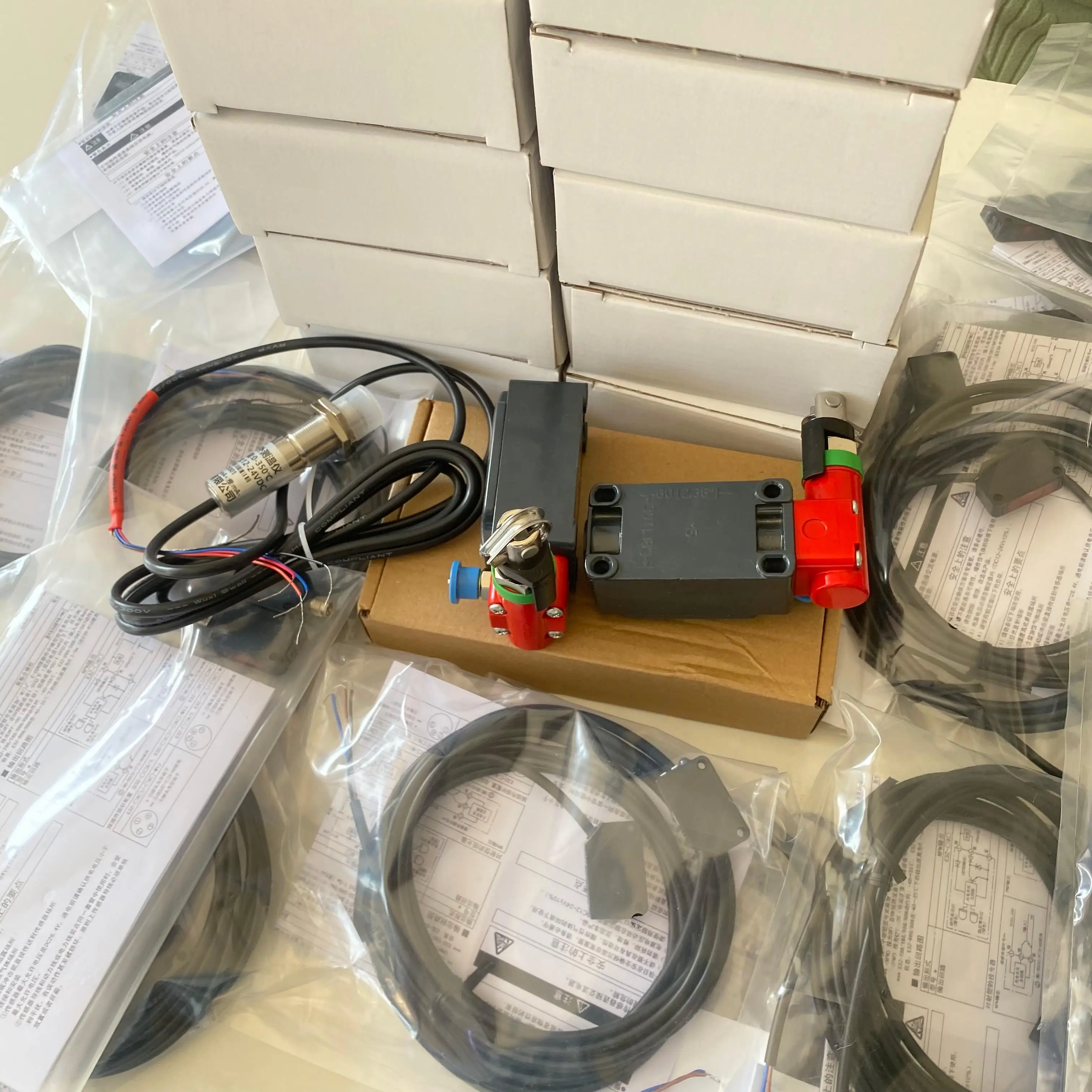 

Stock Lr-tb2000 Lrtb2000 Fast Delivery Plc