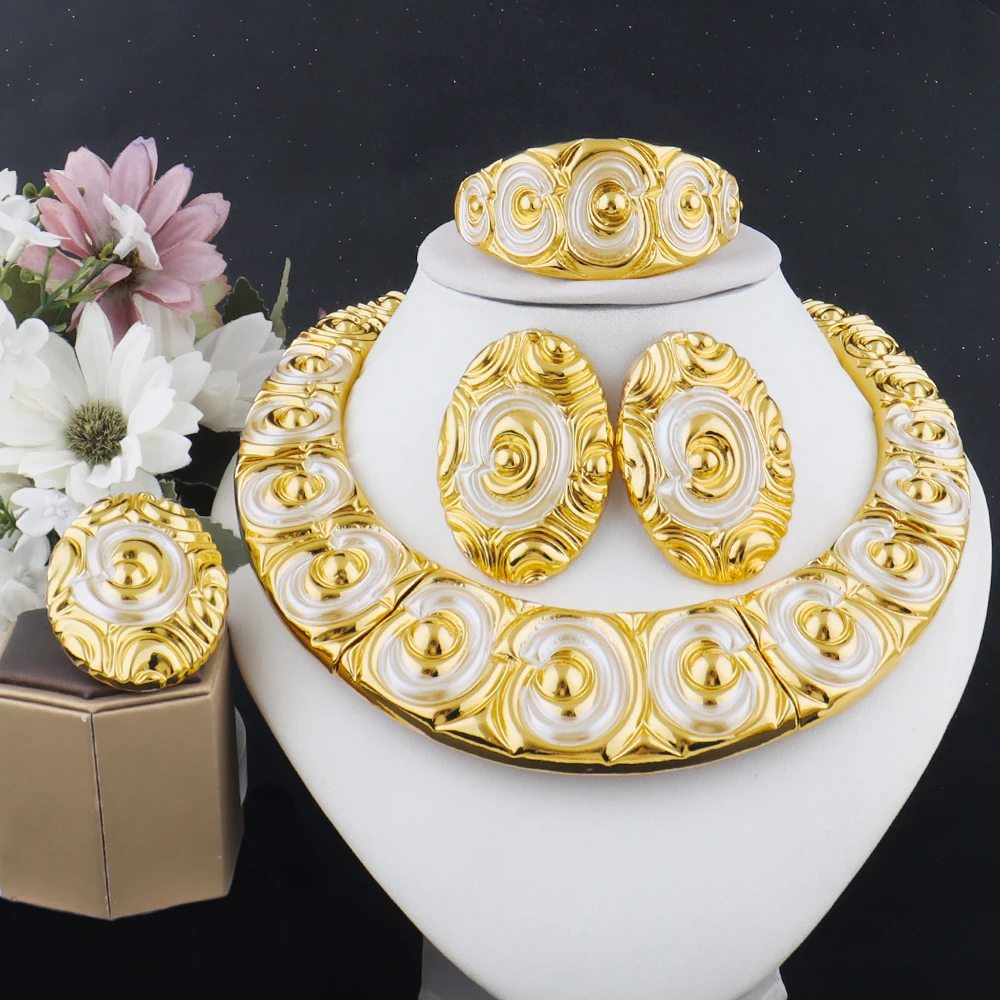 

Luxury Shine Gold Plated Heavy Necklace Earrings Bracelet Ring Set for Women Dubai Noble Charms Jewelry Gift for Party Wedding