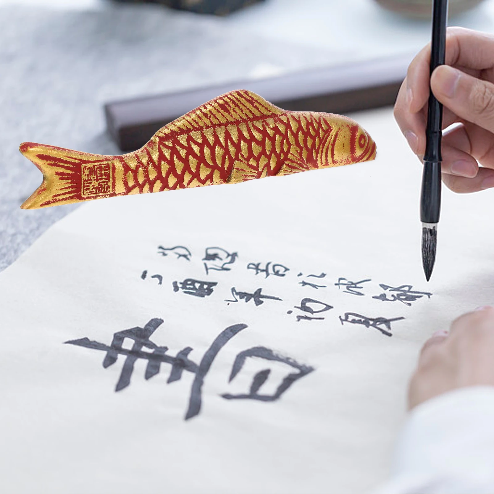 

Paperweight Cast Iron Carp Shape Chinese Style Calligraphy Weight for Sumi Drawing Painting Writing Desk Organizer