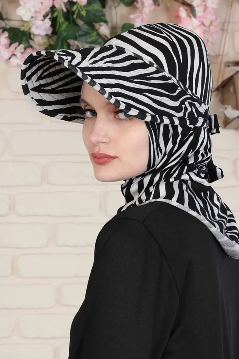 Pola Zebra Topi Combed
