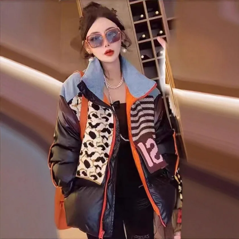 سترة جديدة لعام 2025 من قماش الدنيم المحبوك الملون سترات شتوية عصرية للشارع ملابس فضفاضة وسميكة 90% معطف منتفخ على شكل بطة بيضاء #3