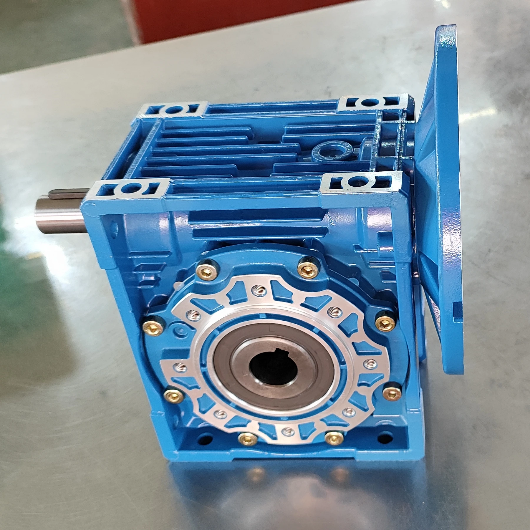 

CHENYUE Worm Gearbox CYRV75-VS Input shaft 22mm Output hole 28mm Ratio 5:1/100:1 Speed Reduction Free Maintenance