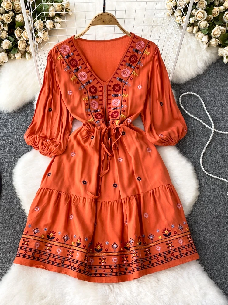

Women Slim Short Dress Embroidery V-neck Bohemian Ethnic Seaside Vacation Beach Boho