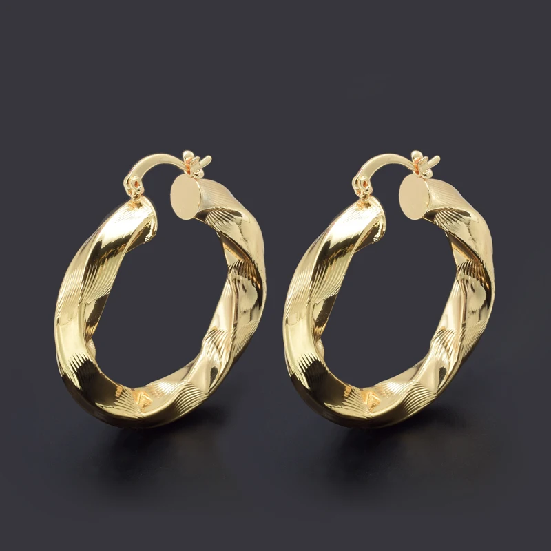 Trendy 18K Gold Plated Copper Hoop Round Earrings Rock Twist Eardrop Women Fashion Accessories Wedding Party Birthday Gift
