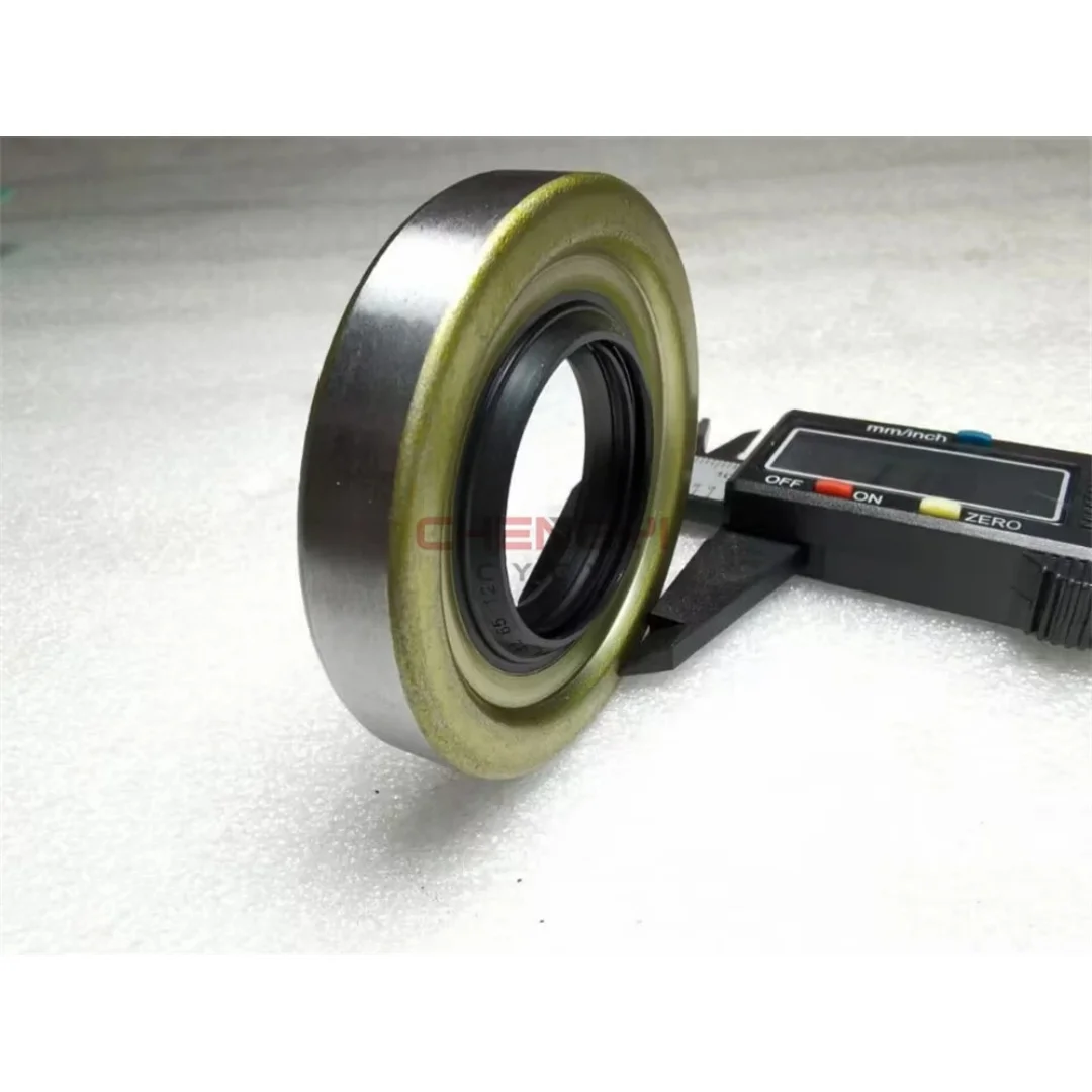 Differential Side Oil Seal Half Shaft Oil Seal For Pajero Montero V11W V23W V31W V32W V33W V43W V44W H77W MD290013 BD1355F