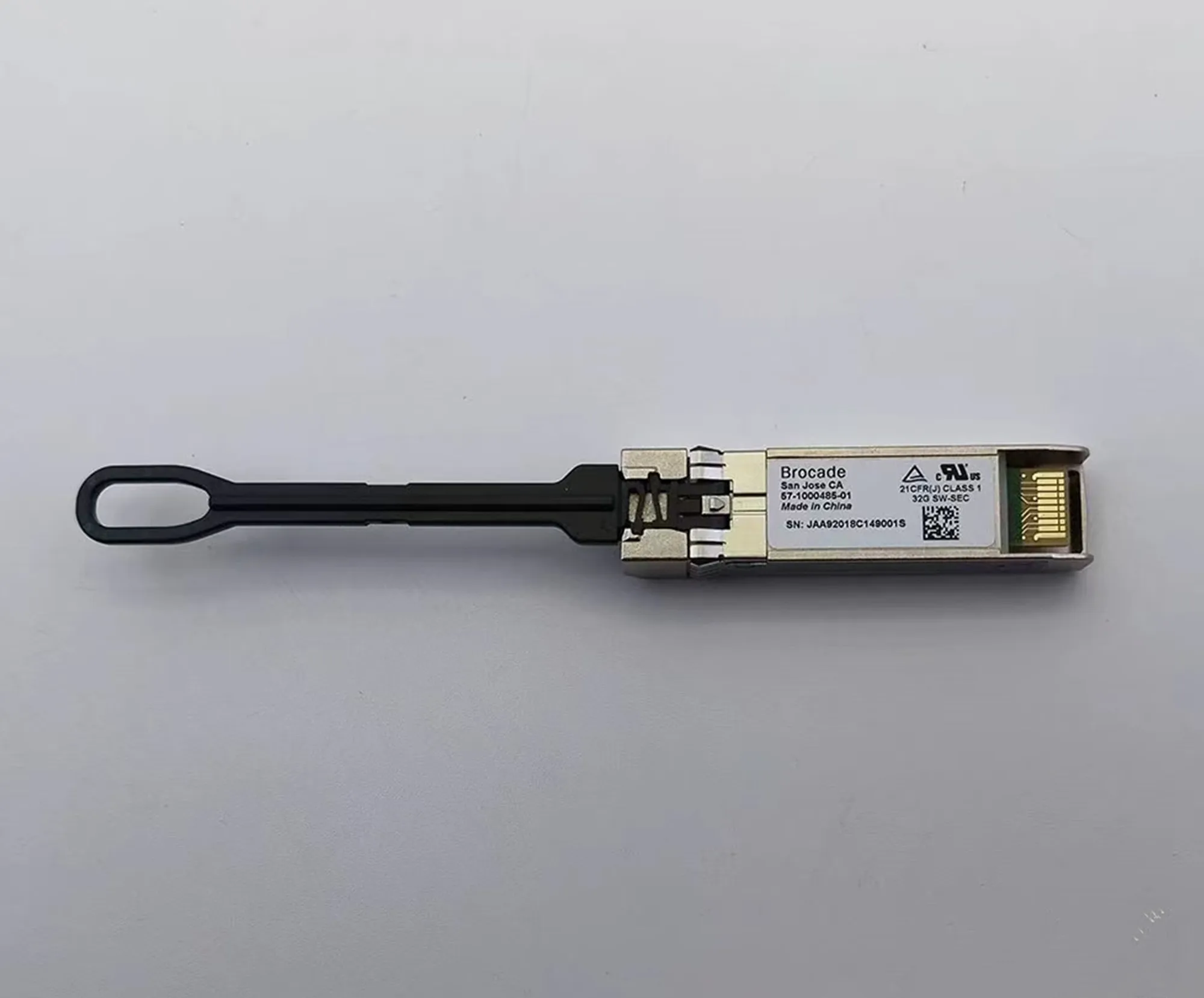 

1PCS Brocade 32G Optical Fiber 57-1000485-01 SW-SEC FC-SAN XBR-000412 SNS3664 G620 G630 X7 X6 G720 32GB Sfp Optical Transceiver