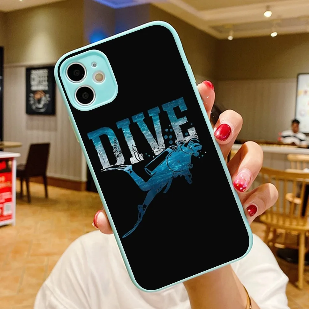 Scuba Diver Diving Phone Case For IPhone 14 X XR XS 7 8 Plus 11 12 13 Pro MAX 13mini Matte Shockproof Case