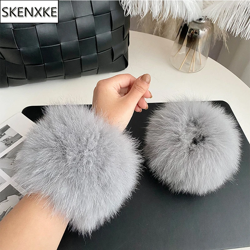 

Fox Fur Cuff Arm Warmer Lady Bracelet Real Fur Wristband Glove High Quality Fox fur Cuffs Hot Sale Wrist Warmer