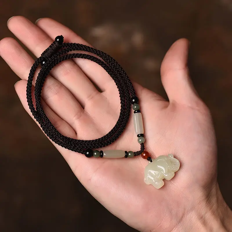 

Natural Hetian Jade Little Elephant Pendant Auspicious Ruyi Unisex Clavicle Chain Pendant Jewelry Holiday Gif