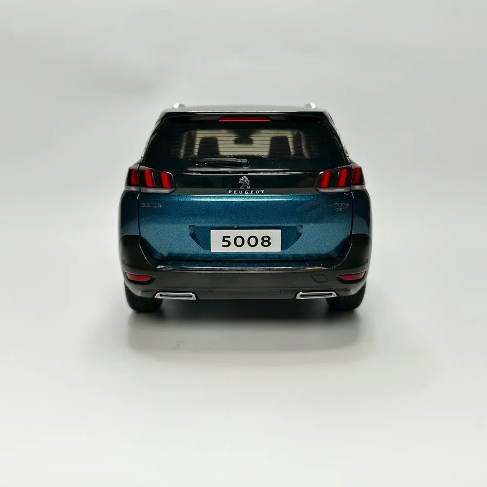 Static Die Casting 1:18 Scale Simulated Peugeot 5008 Alloy Wagon